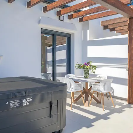 Apartment Comfort, Space, Terraces & Great Views