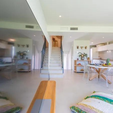 Comfort, Space, Terraces & Great Views *