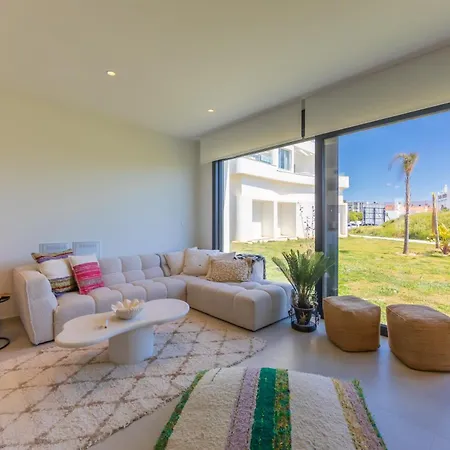 Apartment Comfort, Space, Terraces & Great Views
