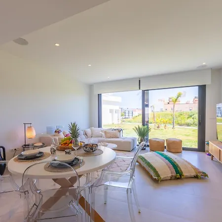 Comfort, Space, Terraces & Great Views *