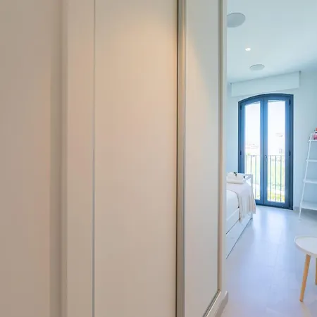 Comfort, Space, Terraces & Great Views