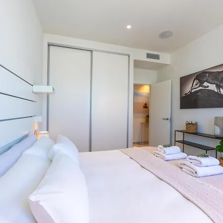 Apartment Comfort, Space, Terraces & Great Views
