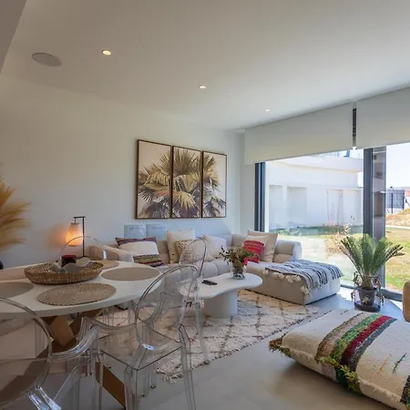 Comfort, Space, Terraces & Great Views Apartment Tarifa